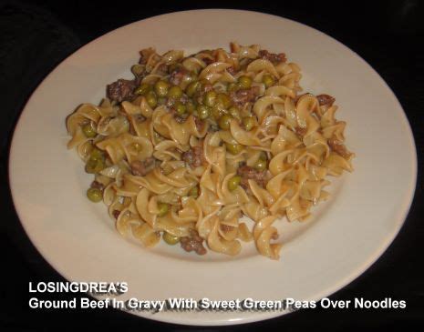 ground-beef-noodles-and-beef-gravy-with-sweet image