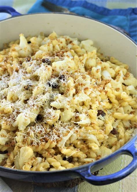 sicilian-pasta-with-cauliflower-mangia-bedda image
