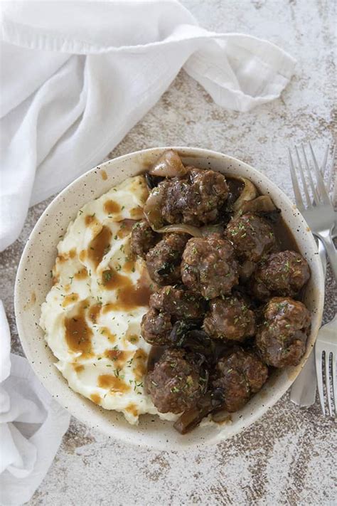 slow-cooker-meatballs-and-gravy-the-salty-marshmallow image