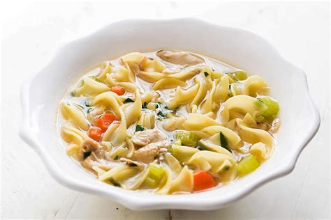 14-irresistible-chicken-soup-recipes-that-will-leave image
