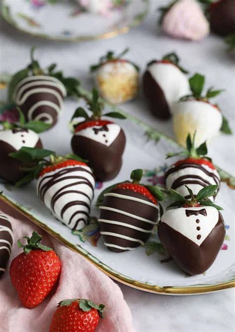 chocolate-covered-strawberries-preppy-kitchen image
