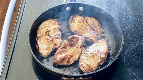 italian-style-balsamic-marinated-chicken-with-mozzarella image