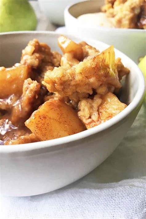 pear-crisp-with-crunchy-oat-topping-recipe-foodal image