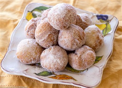 sfingi-di-san-giuseppe-classic-italian-donuts-for-st image