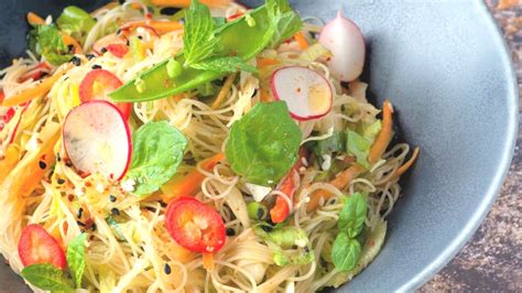 healthy-soba-noodle-salad-recipe-vegan-vegetarian image