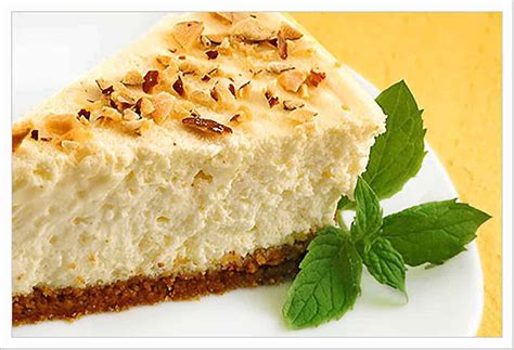 creamy-amaretto-cheesecake image