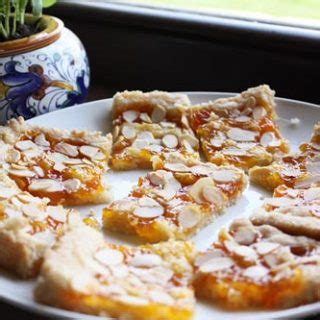 apricot-almond-slices-italian-food-forever image