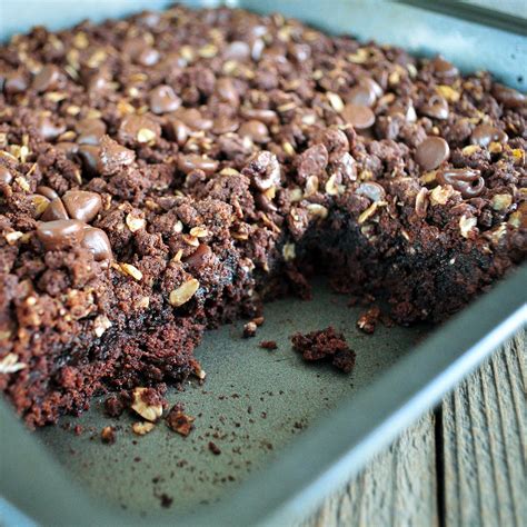 simple-chocolate-crumble-brownies-cook-this-again image
