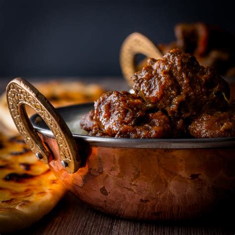 beef-vindaloo-pressure-cooker-stovetop-krumpli image