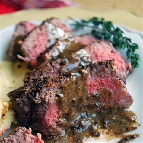 filet-mignon-with-whiskey-sauce-cake-student image