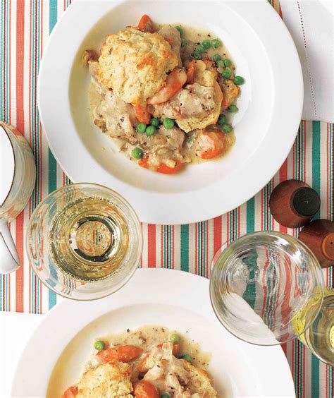 slow-cooker-creamy-chicken-with-biscuits-recipe-real image