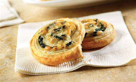 spinach-cheese-swirls-puff-pastry image