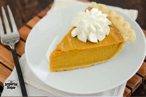 buttermilk-pumpkin-pie-imperial-sugar image