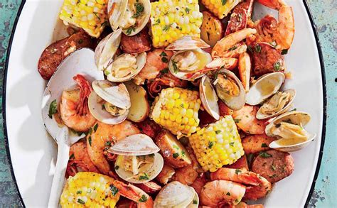25-recipes-using-old-bay-seasoning-that-all-southerners image