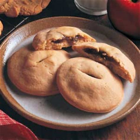 raisin-filled-cookies-amish-365 image