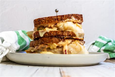 grouper-reuben-with-russian-dressing-champagne image