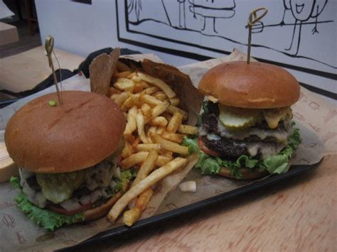 clive-burger-calgary-restaurant-reviews-photos image