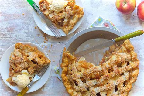 apple-pie-recipe-king-arthur-baking image