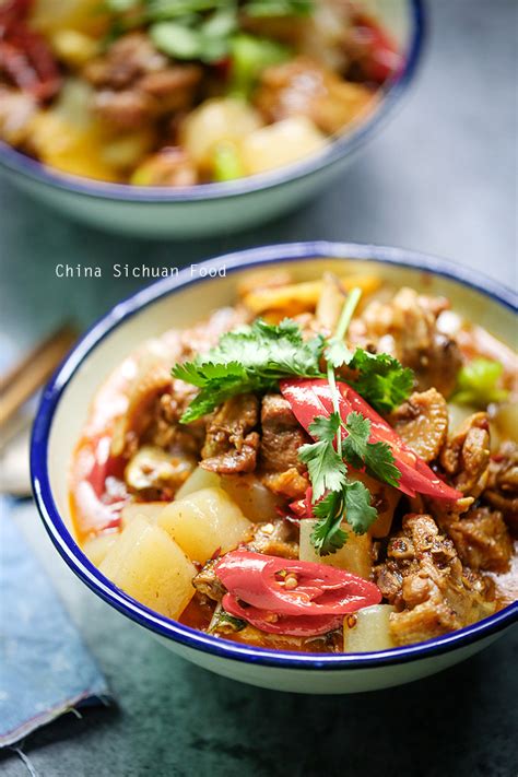 chinese-braised-duck-with-beer-china-sichuan-food image
