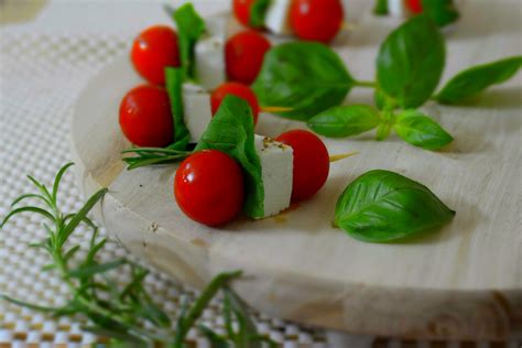 tomato-mozzarella-bites-recipe-by-archanas-kitchen image