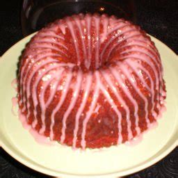 blackberry-wine-cake-bigovencom image
