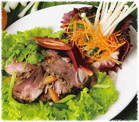thai-beef-salad-recipe-yam-neua-temple-of-thai image