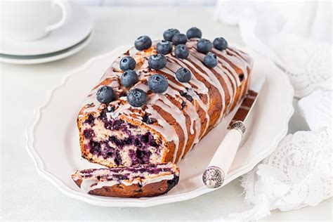 blueberry-cake-with-lemon-curd-31-daily image