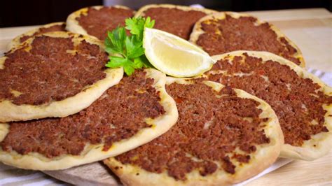 how-to-make-lahme-bi-ajeen-meat-pizza-assyrian image