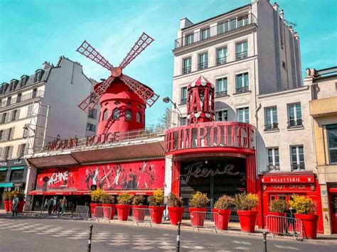 21-best-things-to-do-in-montmartre-paris-guide-to image