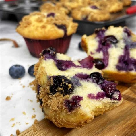 to-die-for-blueberry-muffins-baking-like-a-chef image