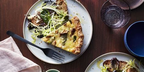 spring-quiche-with-mushrooms-and-asparagus-35 image