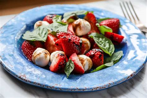 strawberry-caprese-salad-caprese-with-a-twist-the image