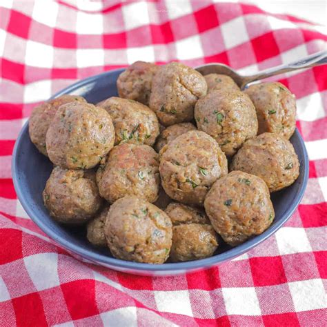 old-world-authentic-italian-meatballs-flour-child image