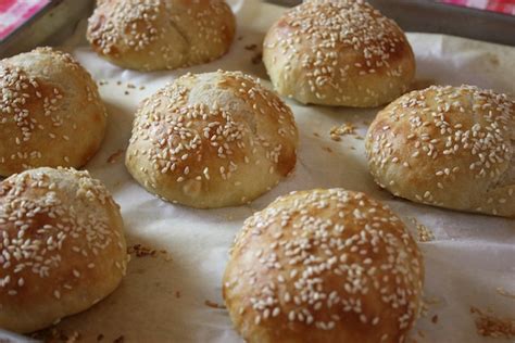 homemade-artisan-rolls-easy-crusty-bread-rolls-jenny image