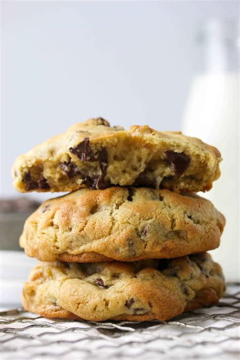 levain-bakery-chocolate-chip-cookies-boston-girl-bakes image