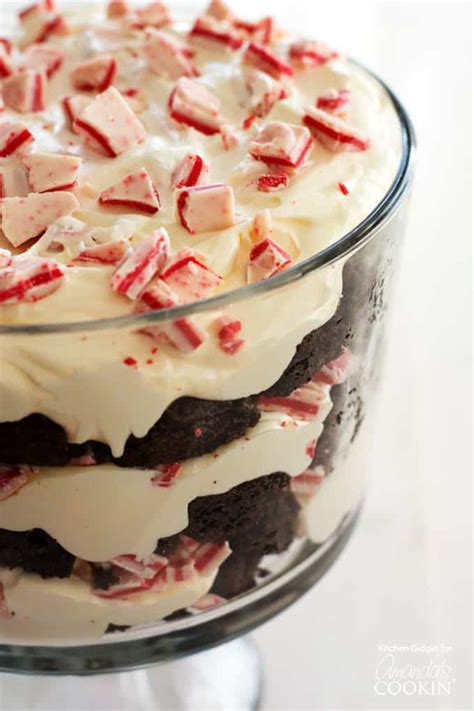 chocolate-peppermint-trifle-amandas-cookin image