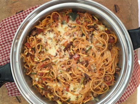deep-dish-baked-spaghetti-pie-saladmaster image