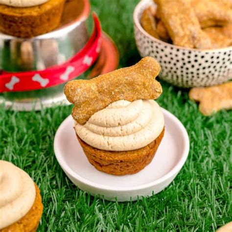 pupcakes-dog-cupcakes-love-from-the-oven image