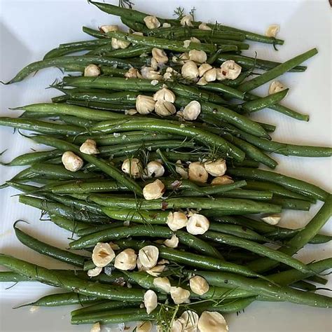 haricot-verts-with-hazelnuts-dill-half image