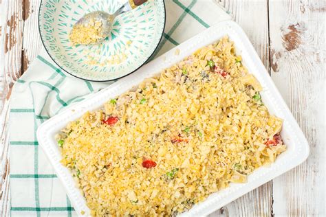 classic-tuna-noodle-casserole-recipe-without-soup-the image