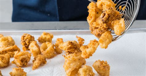 how-to-fry-golden-ultracrispy-fried-calamari-cooks image