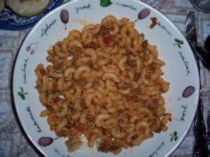 dunbar-macaroni-with-beef-recipe-friendseat image