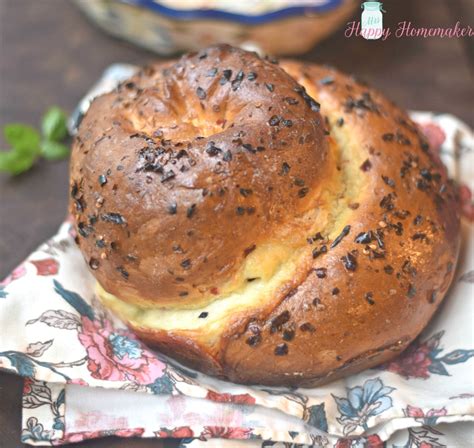 spicy-cheese-bread-mrs-happy-homemaker image