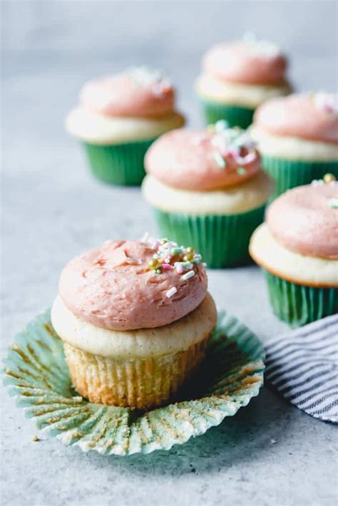 guava-frosting-house-of-nash-eats image
