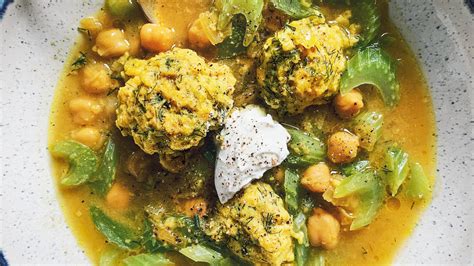 this-vegetarian-chicken-soup-recipe-is-everything-i image