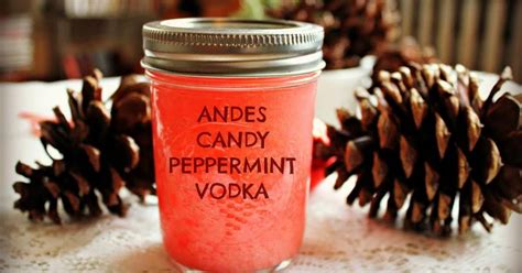 10-best-peppermint-vodka-drinks image