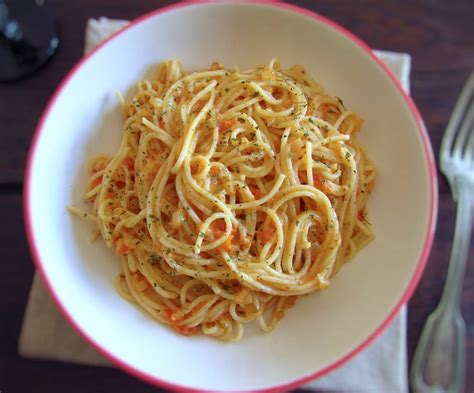 simple-spaghetti-food-from-portugal image