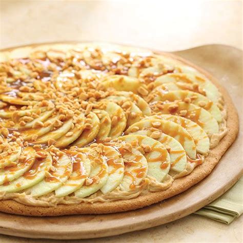 taffy-apple-pizza-recipes-pampered-chef-canada-site image