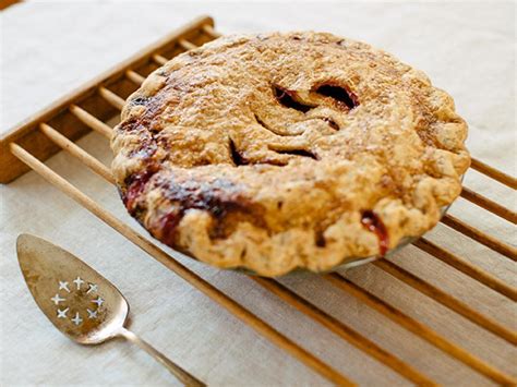 best-pie-bakeries-in-the-country-food-network image