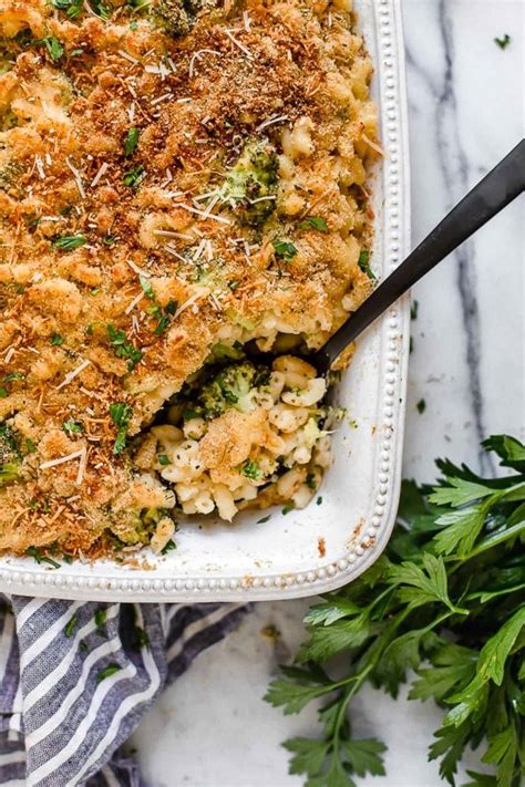 baked-broccoli-macaroni-and-cheese-skinnytaste image